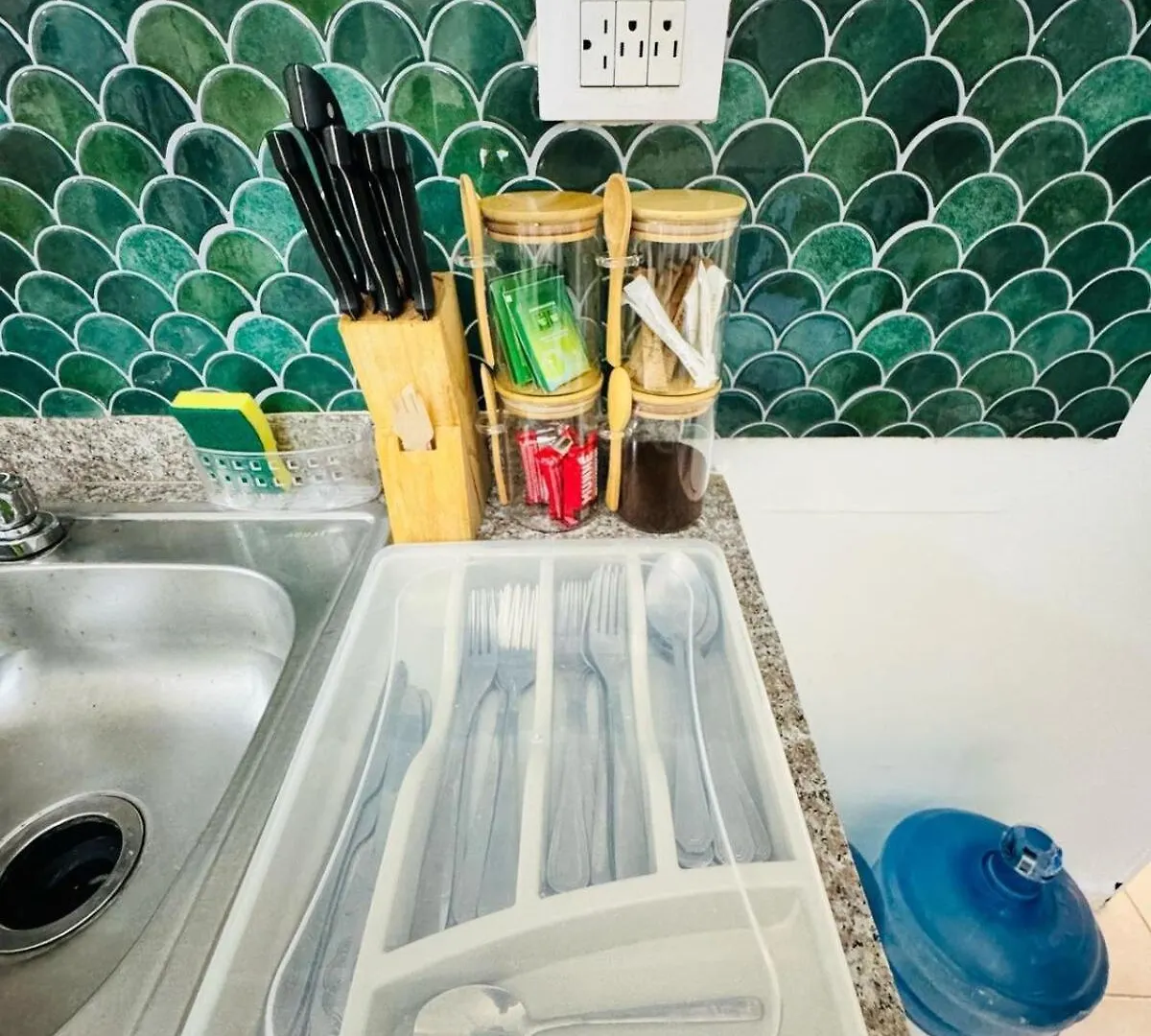 Central, A 5 Minutos De Playa, Ac, Piscina, Comodo, Bares, Rest Sosua